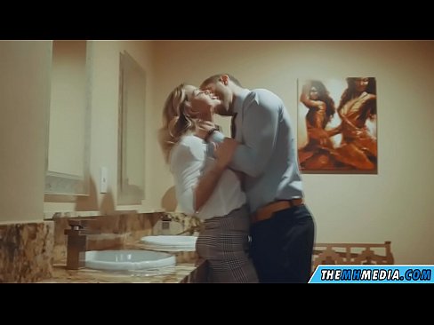 ❤️ Ina whakawaia koe e te kakaho tetona i roto i te wharepaku whanui ❌ Ataata Fuck i a matou mi.hentaisea-com.ru ☑